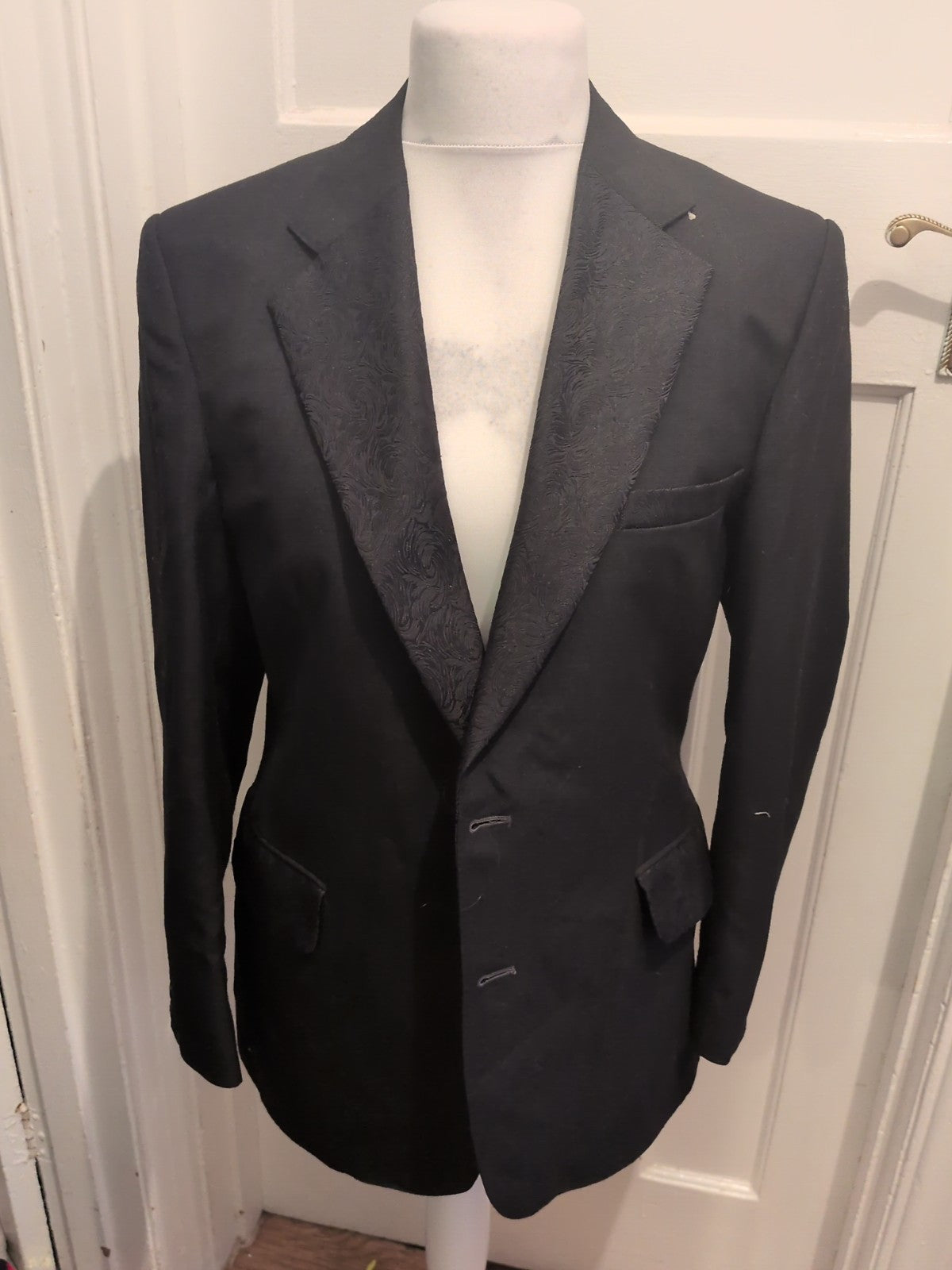 Quest 36" Black Patterned Suit Jacket
