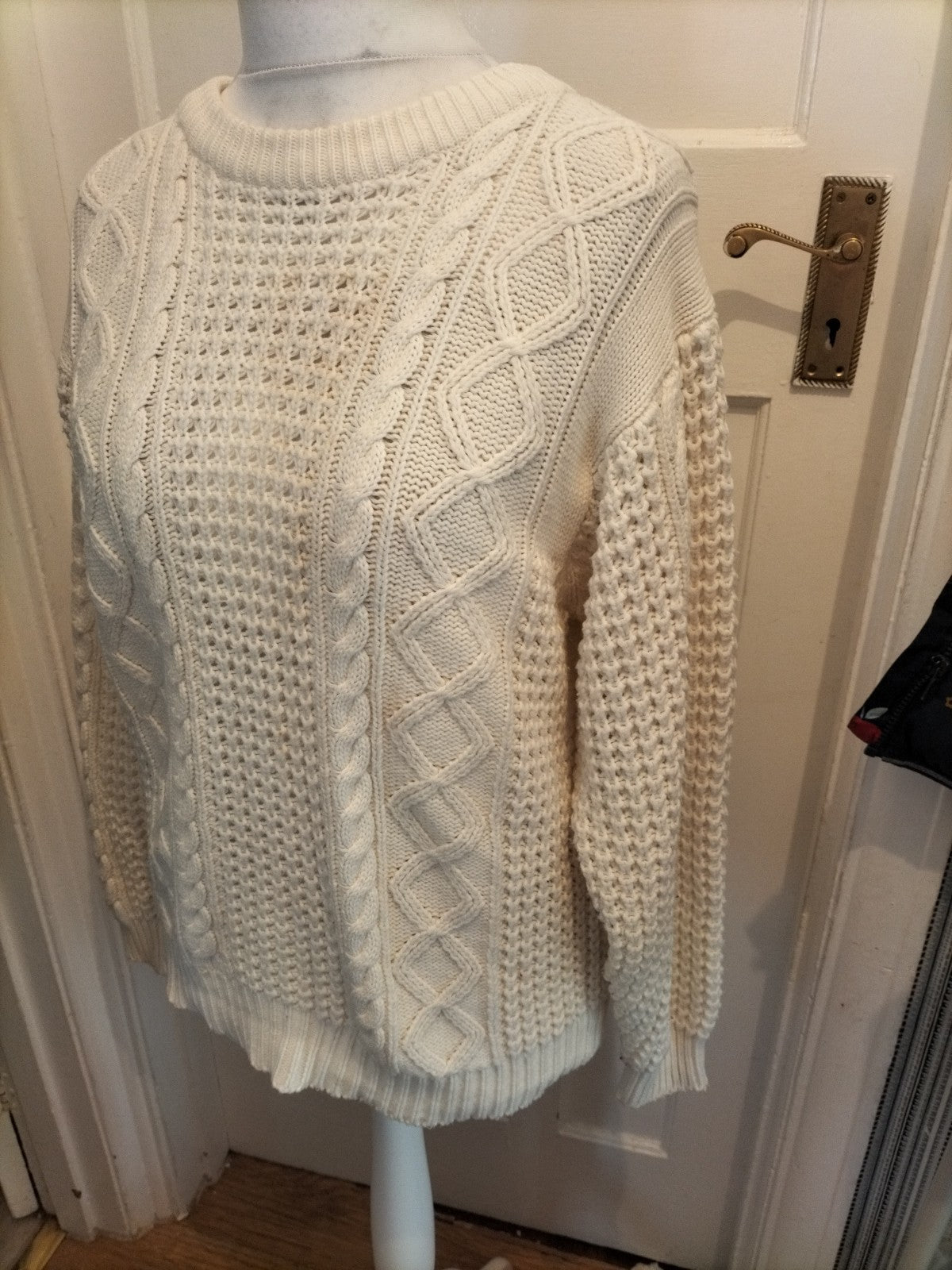Mens Rough Trade Size Large White Knitted Jumper