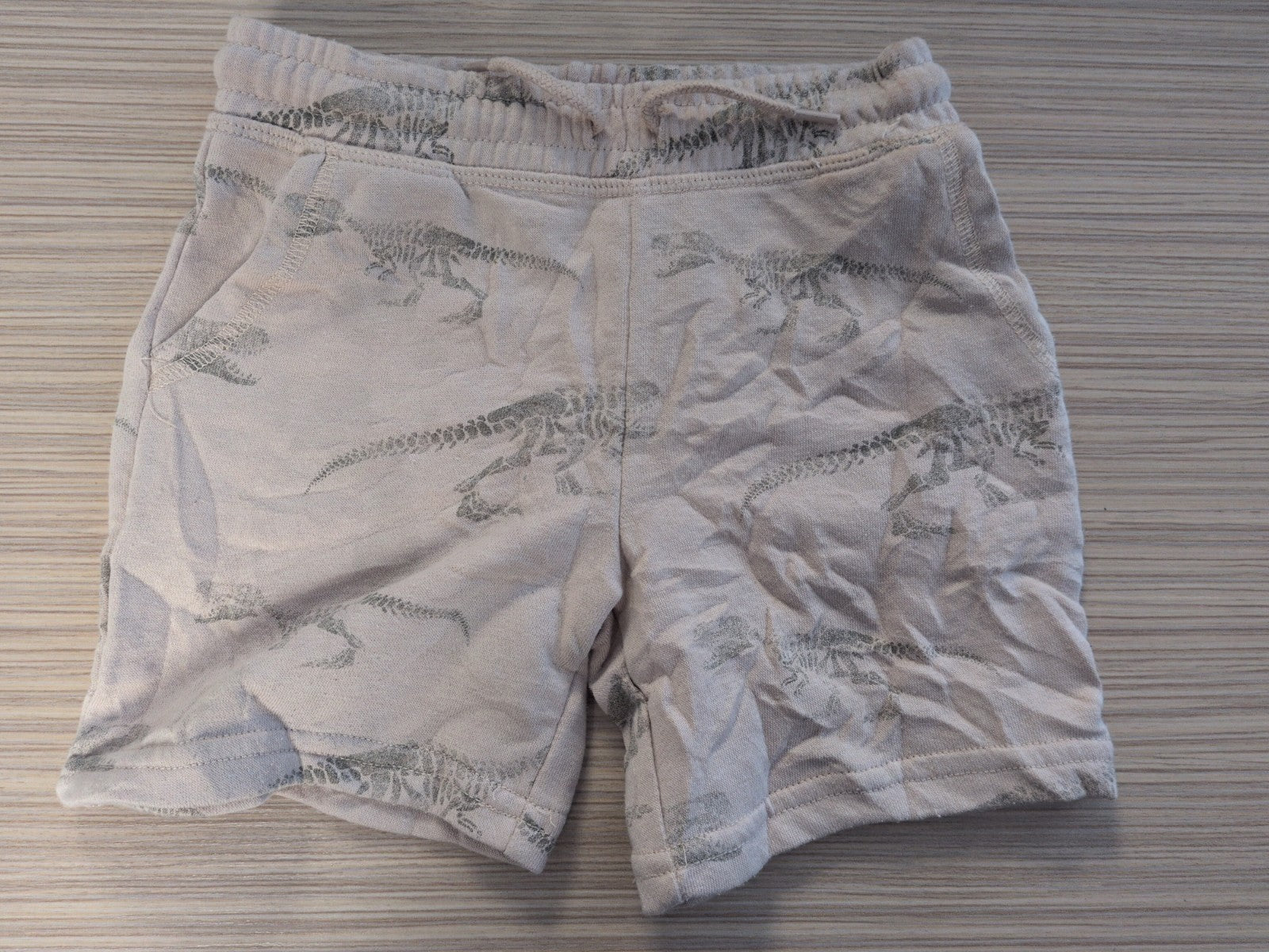Primark 3-4 Years Beige Dinosaur Shorts