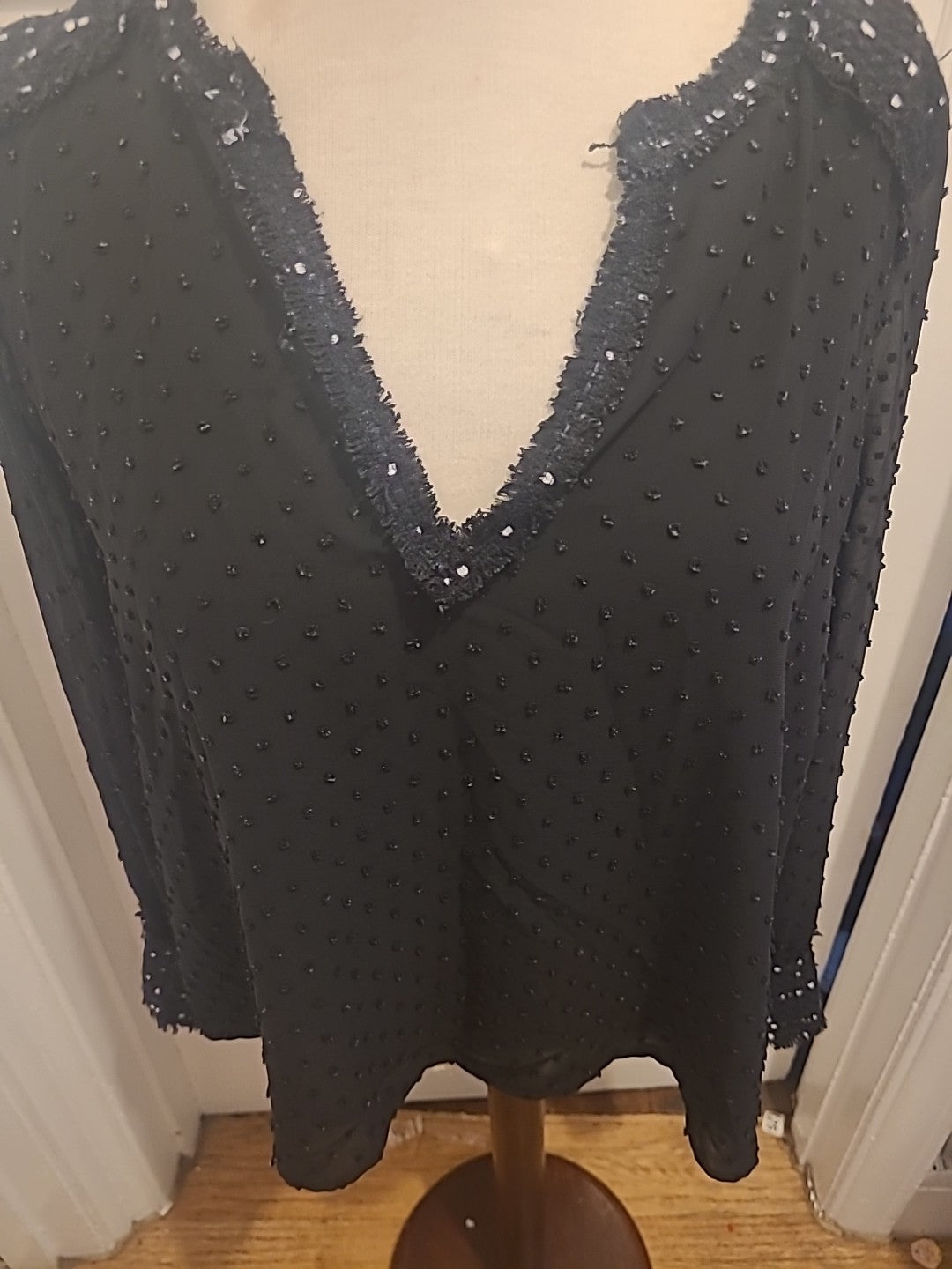 Ladies Zara Size Small Black Bobble Detail Long Sleeved Blouse