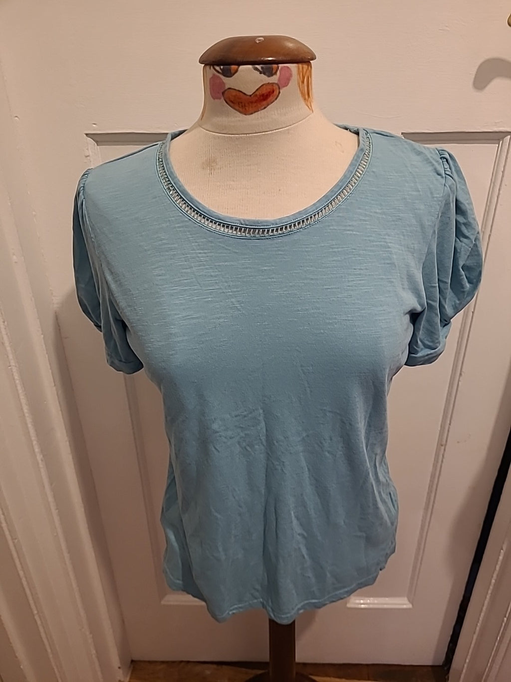 Ladies Damart Size 10/12 Turquoise Short Sleeved Tshirt
