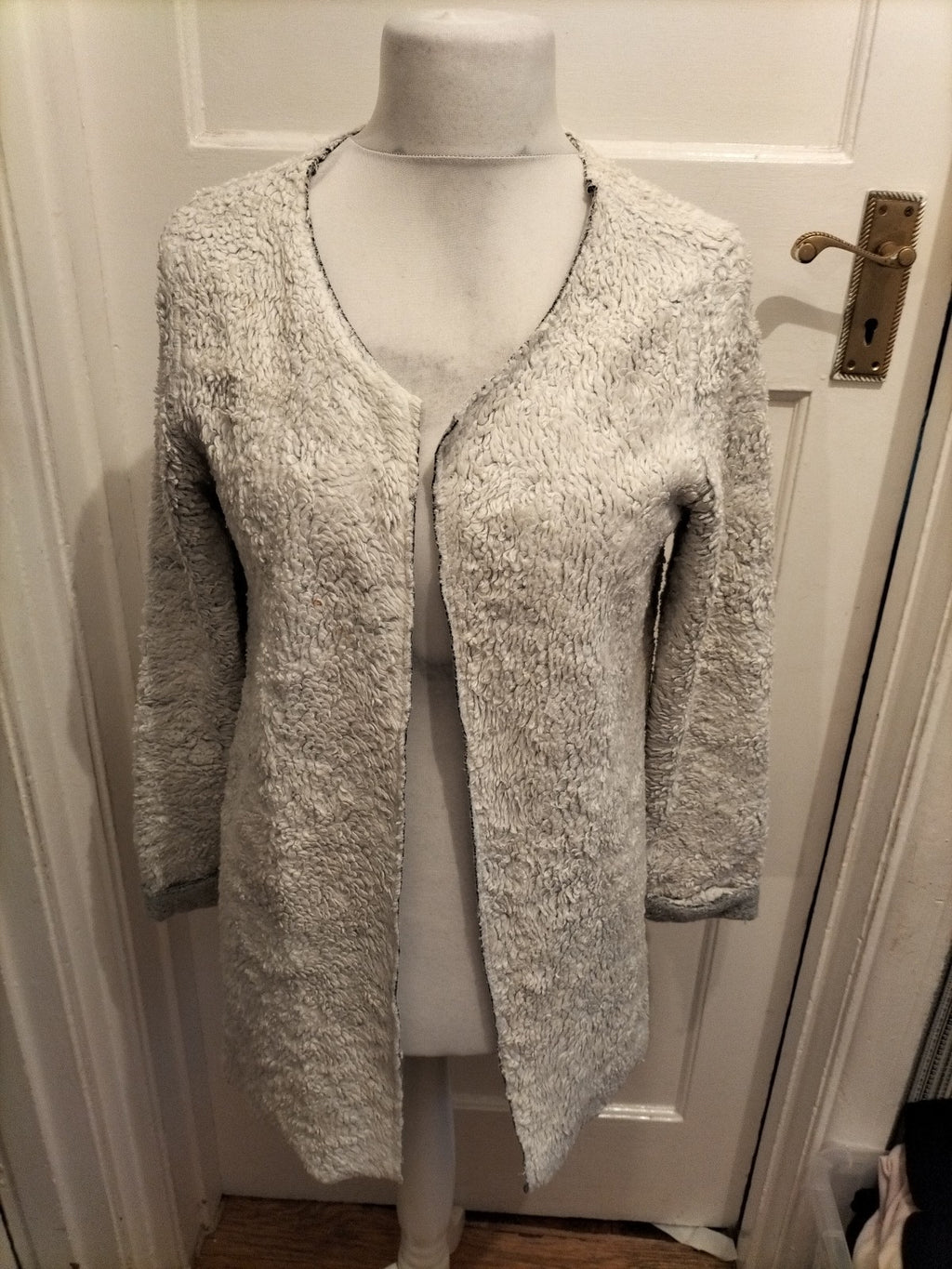 Topshop 12 White Fluffy Long Sleeved Cardigan Open