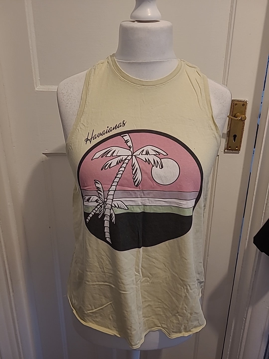 Ladies Havaianas Size Medium Printed Vest Tank Top