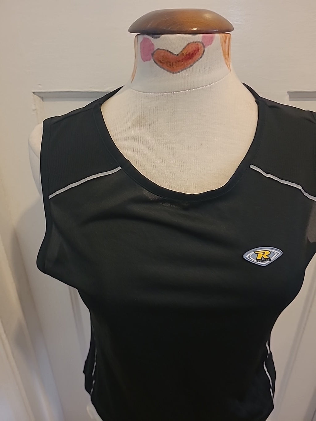 Ladies Feroti Sport Size Large Black Activewear Tshirt