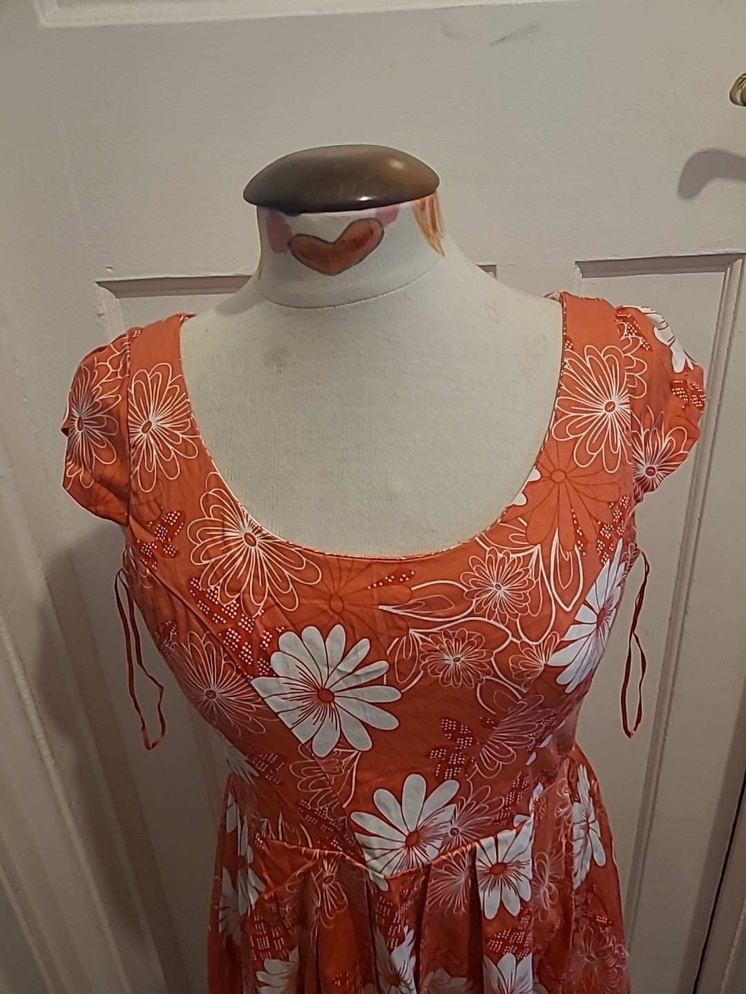 Ladies Oasis Size 8 Pink With White Floral Short Sleeve Dress