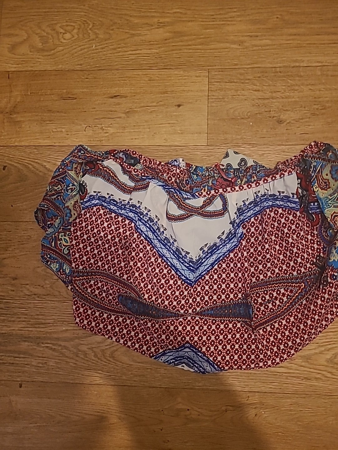 Brand New Ladies Boohoo Size 12 Off The Shoulder Crop Top