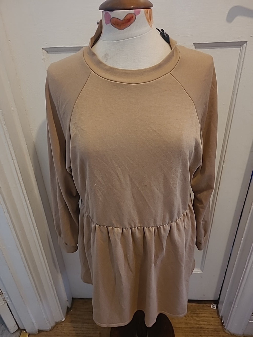 Ladies New Look Size 16 Pale Brown Long Sleeved Dress