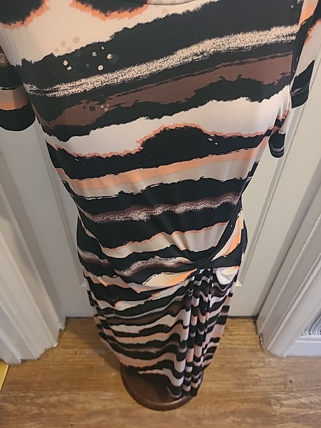 Ladies Unbranded Size 12/14 Multi Coloured Short Sleeve Dress