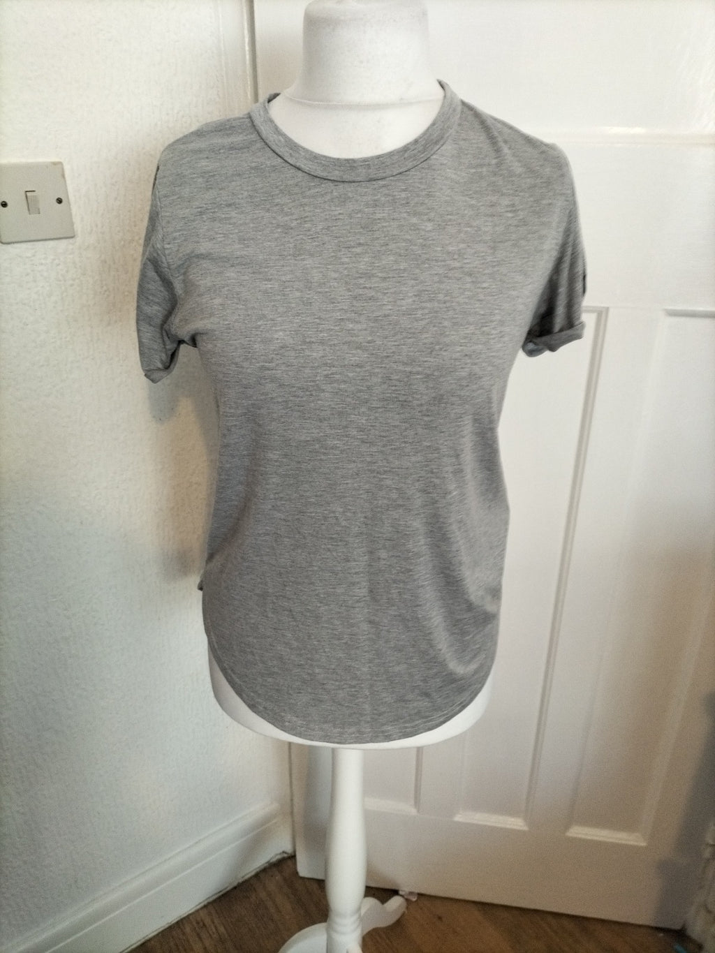 Mens Size S Grey Short Sleeved Plain Tshirt