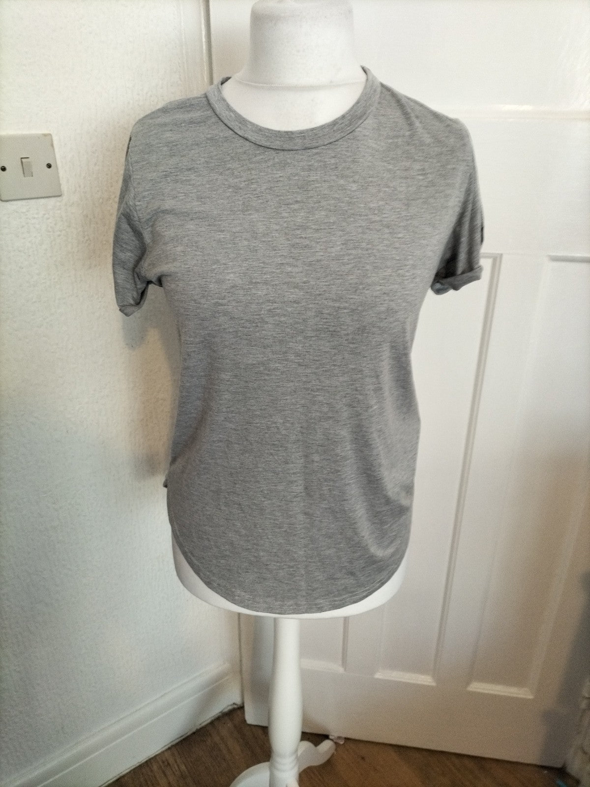 Mens Size S Grey Short Sleeved Plain Tshirt