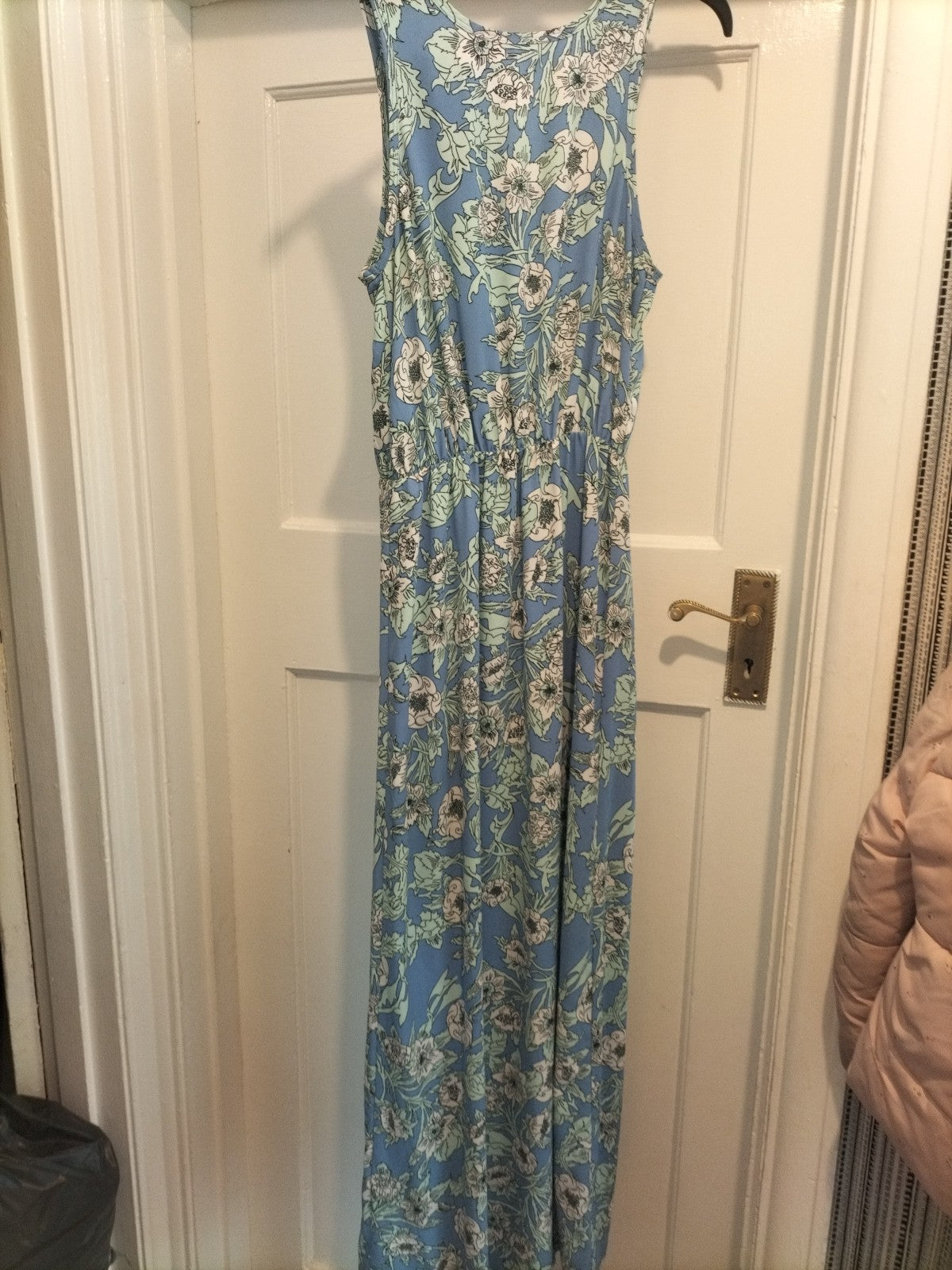 Ladies H&M Size 8 Blue White Sleeveless Super Long Length Dress