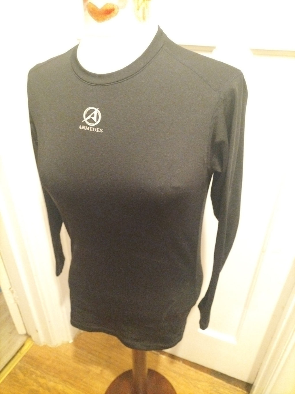 Mens Armedes Size Small Black Baselayer Top