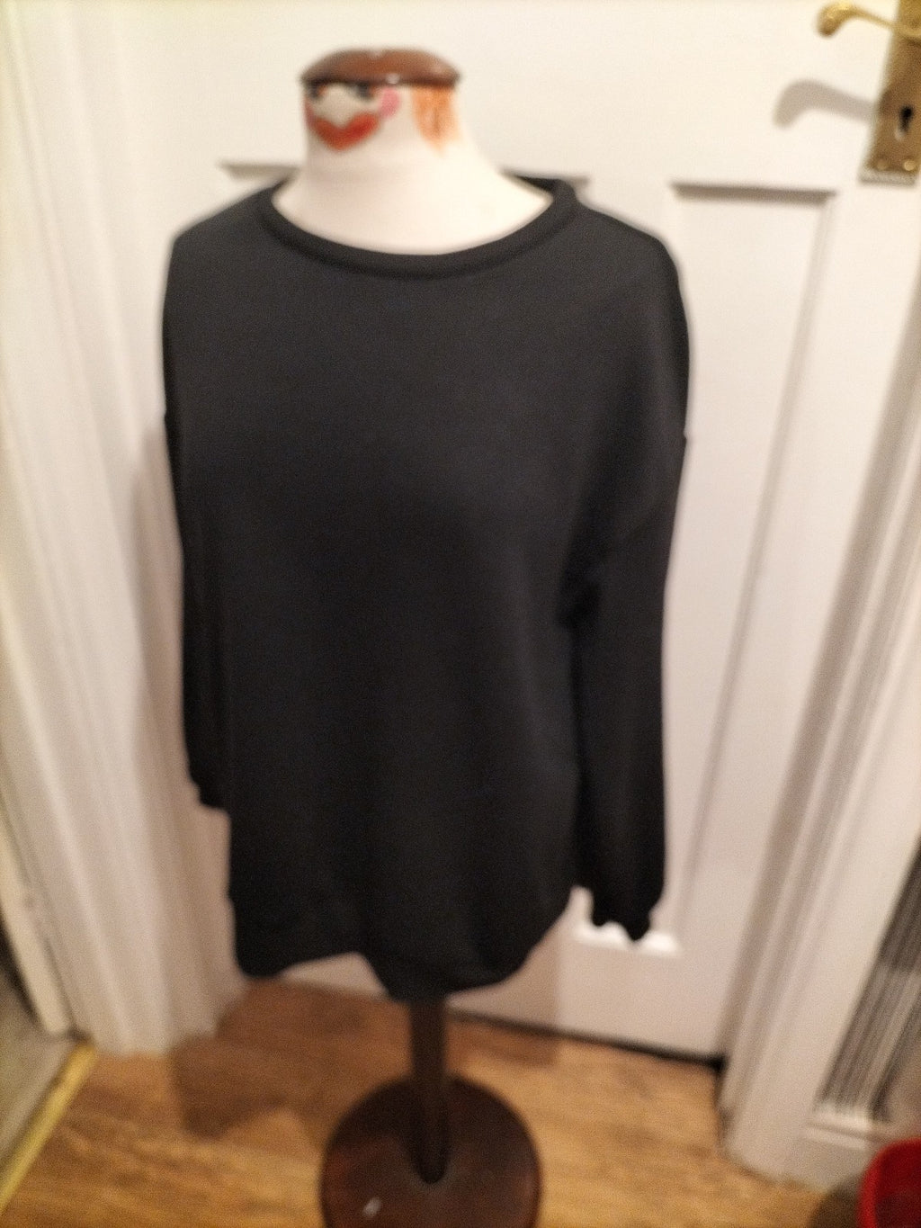 Mens Shein Size Large Plain Black Long Sleeved Jumper