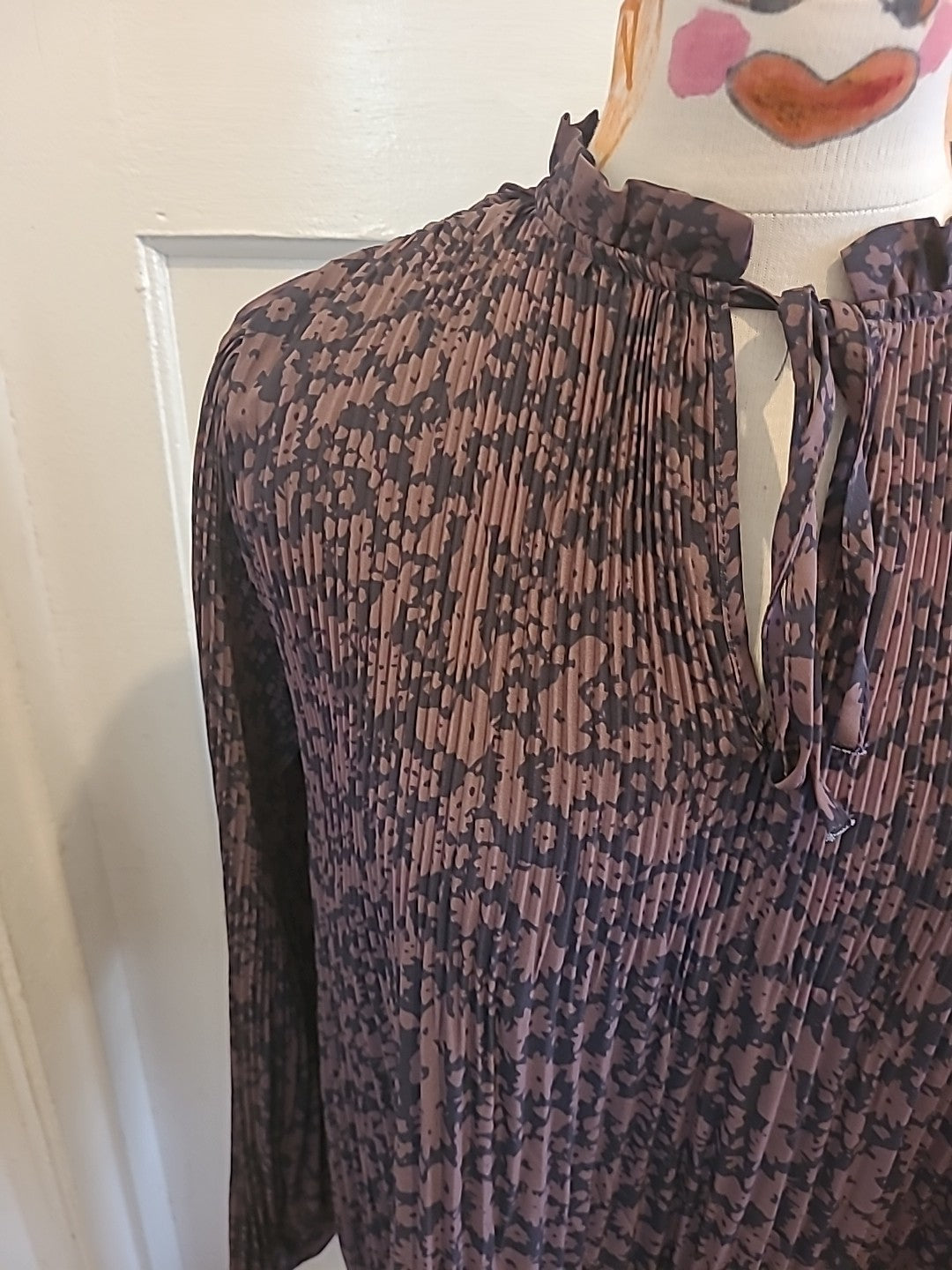 Ladies Primark Size 6 Brown Black Crinkle Long Sleeved Blouse