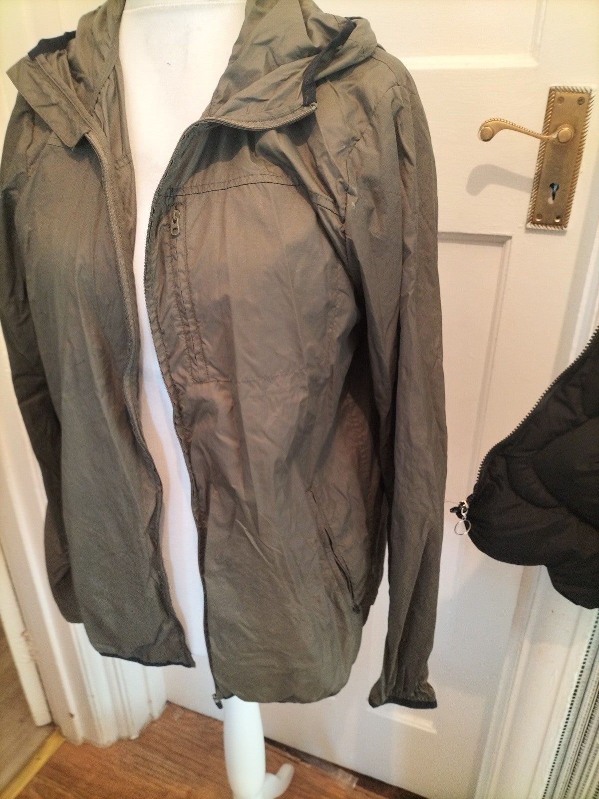 Mens Supremebeing Size Medium Dark Green Rain Mac