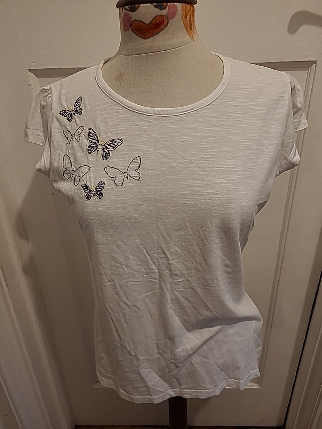 Ladies Als Size 12 White Butterfly Short Sleeved Tshirt