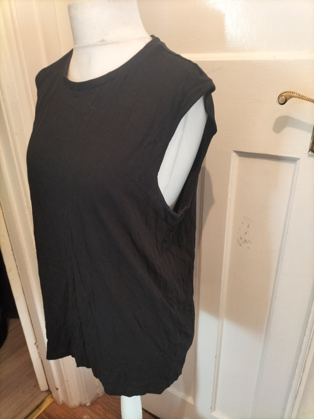 Mens Tu Size L Reg Fit Black Vest Tshirt
