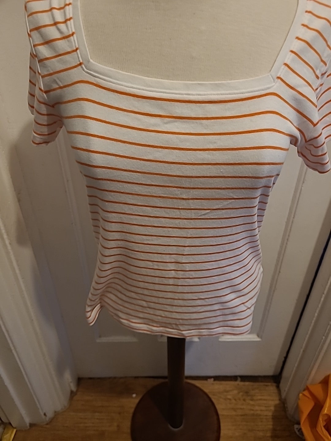 Ladies M+Co Size 14 Orange White Striped Short Sleeved Tshirt
