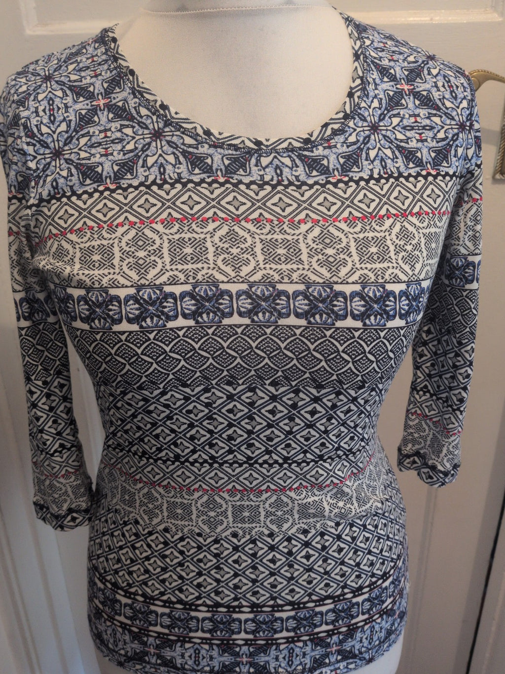 Olson 12 Blue Black Red Long Sleeve Blouse