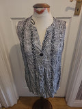 Ladies Papaya Size 12 Black White Animal Print Design Sleeveless Tshirt