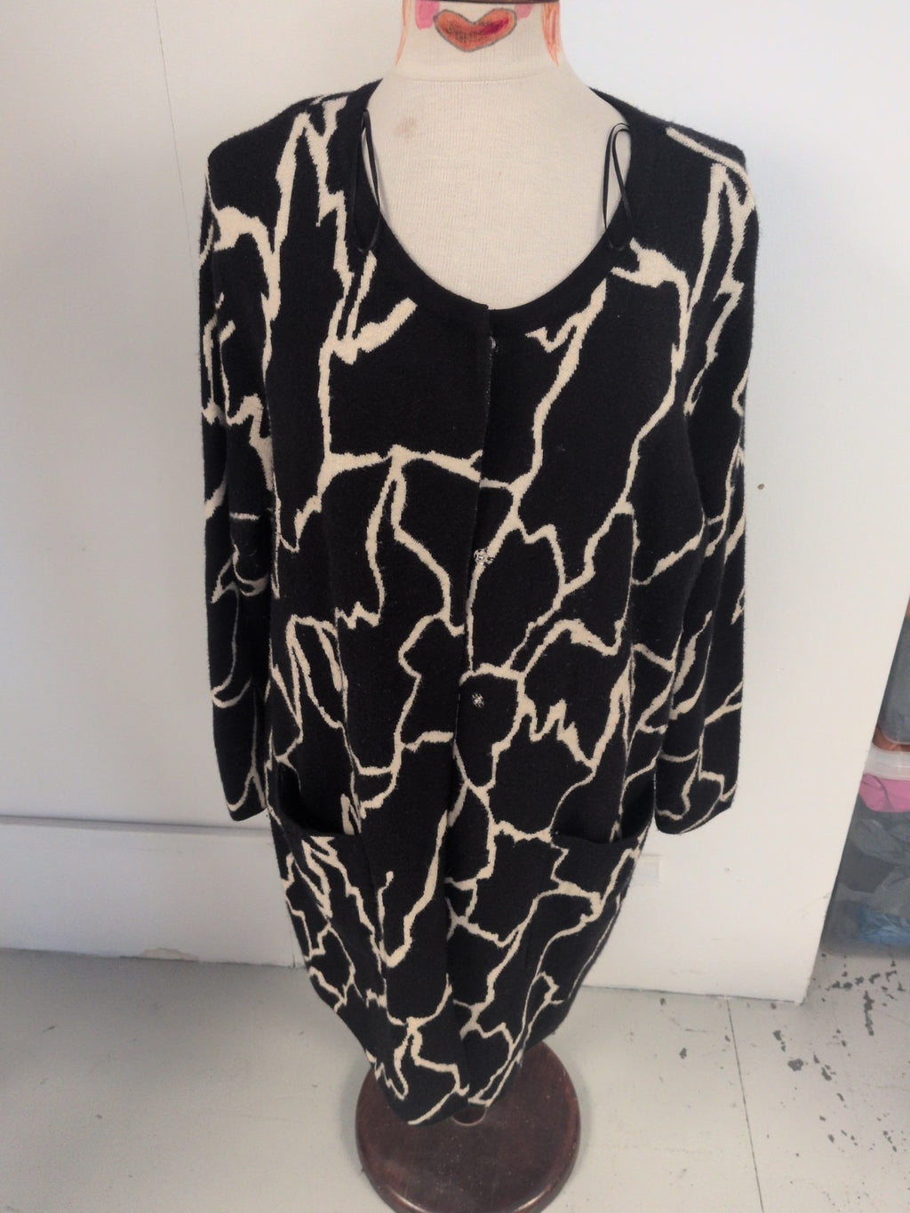 Tu 16 Cream And Black Long Sleeve Cardigan