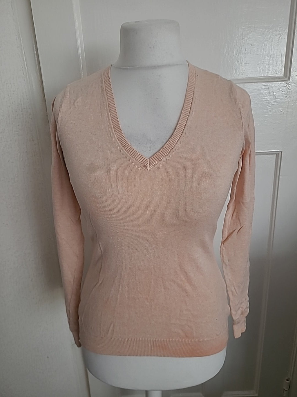 Ladies Inesis Size Medium Pale Pink/Peachy Long Sleeved Lightweight Jumper