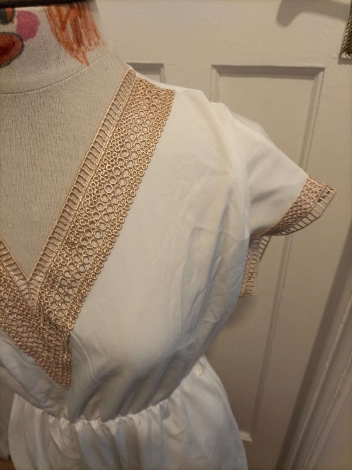 Ladies Size Medium White Beige V Neck Dress