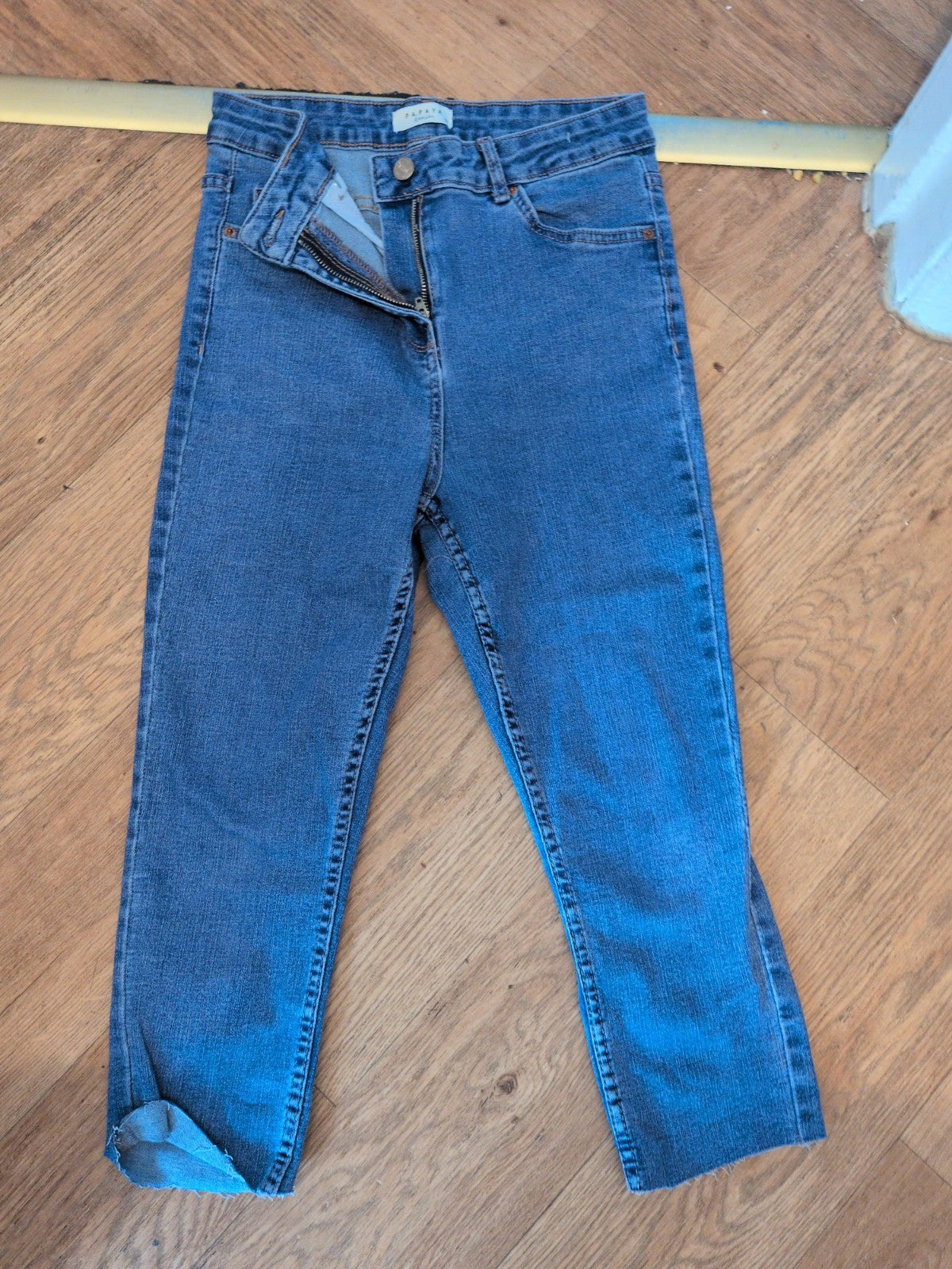 Ladies Papaya Size 12 Denim Ankle Jeans