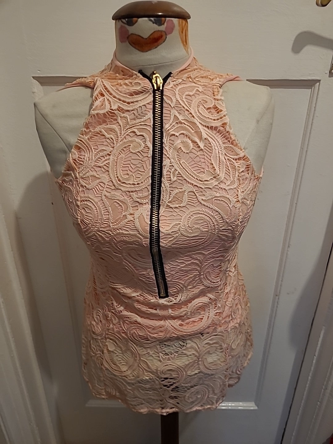 Ladies Izabel Size 10/12 Pink Lace Front Zip Top