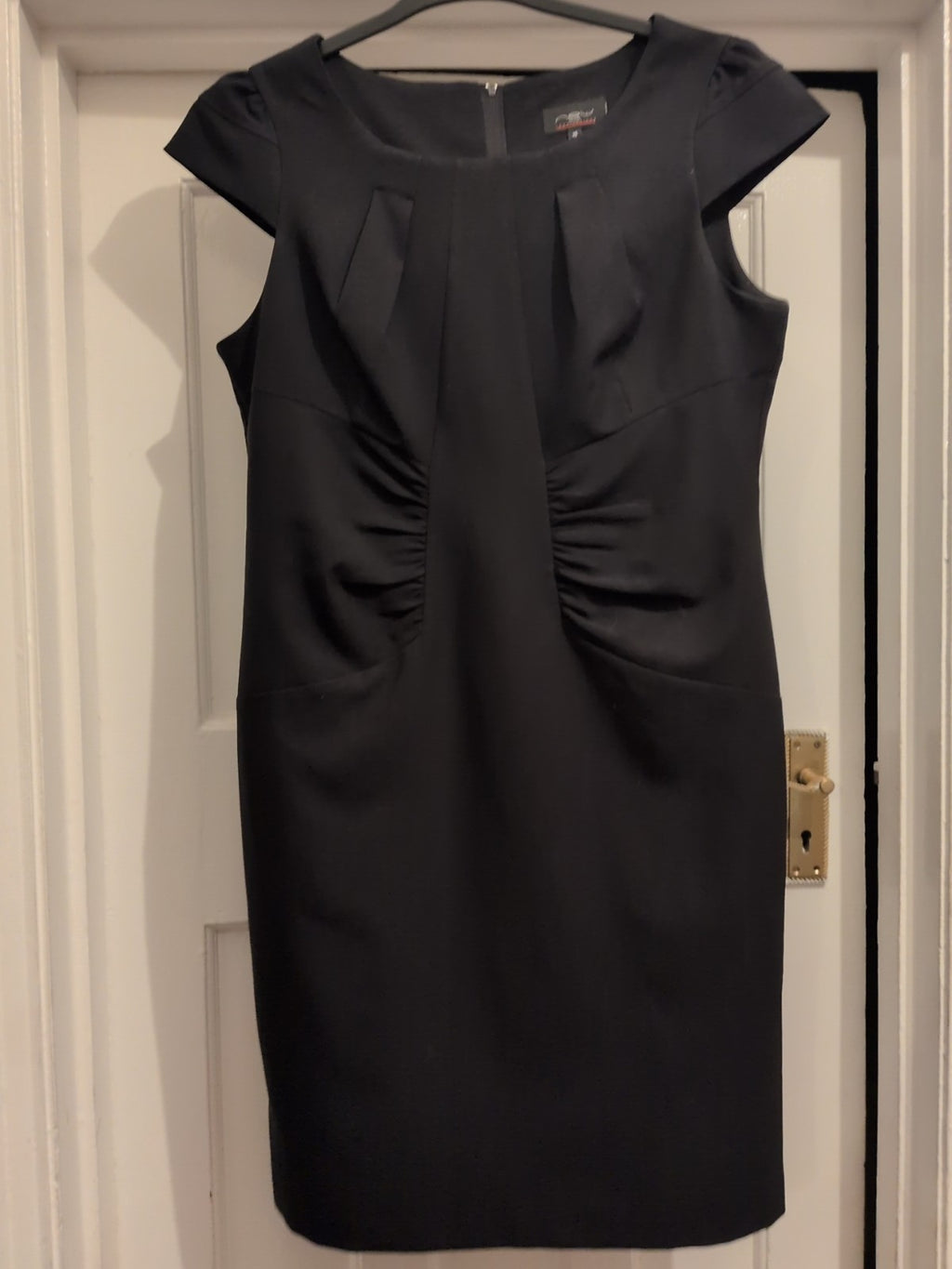 New Look 16 Black Sleeveless Slight Ruched Dress Lined