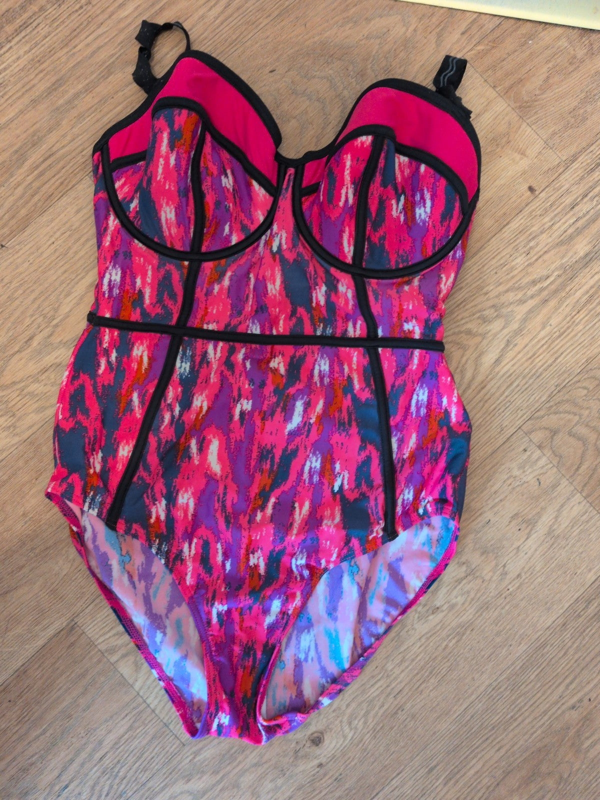 Ladies Simply Yours Size 36E Padded Pink Swimming Costume