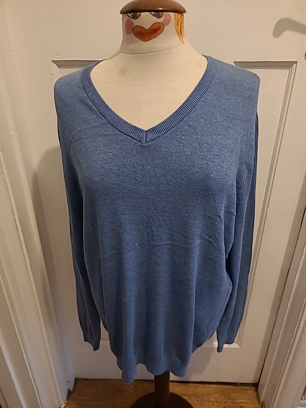 Mens Tu Size L Blue V Neck Long Sleeved Pullover Jumper