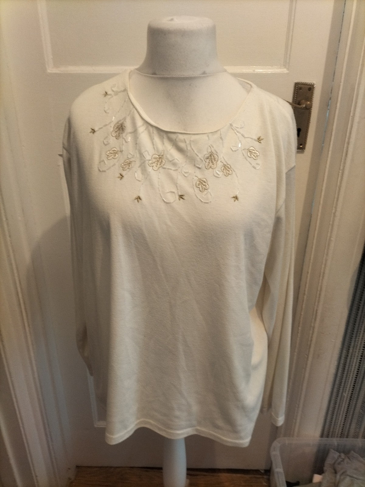 Anna Morelle 18-20 Cream Floral Long Sleeve Blouse
