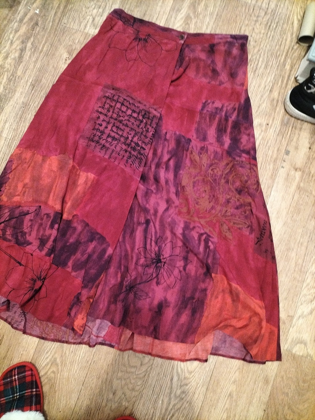 Ladies St Michael Vintage Size 12 Long Purple Coloured Skirt