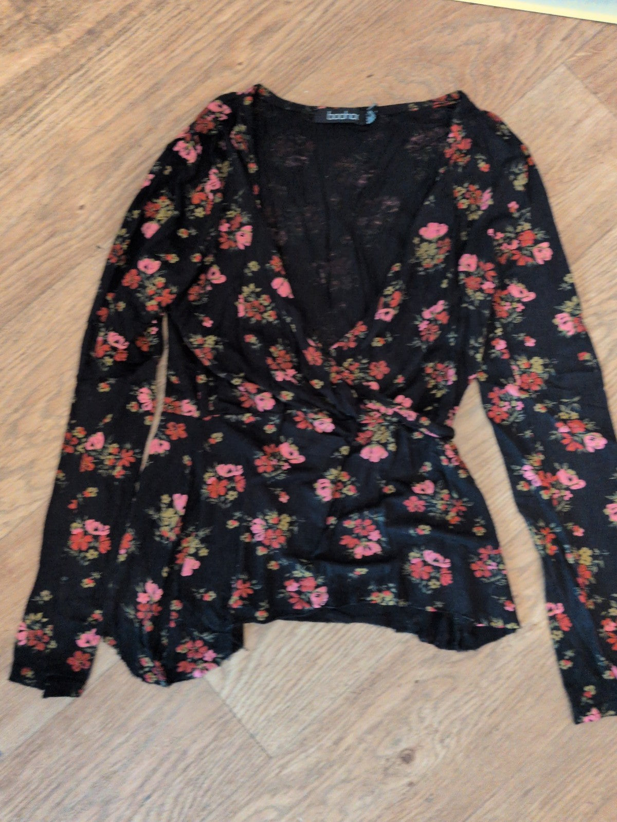 Boohoo 6 Black Floral Long Sleeve V Neck Blouse