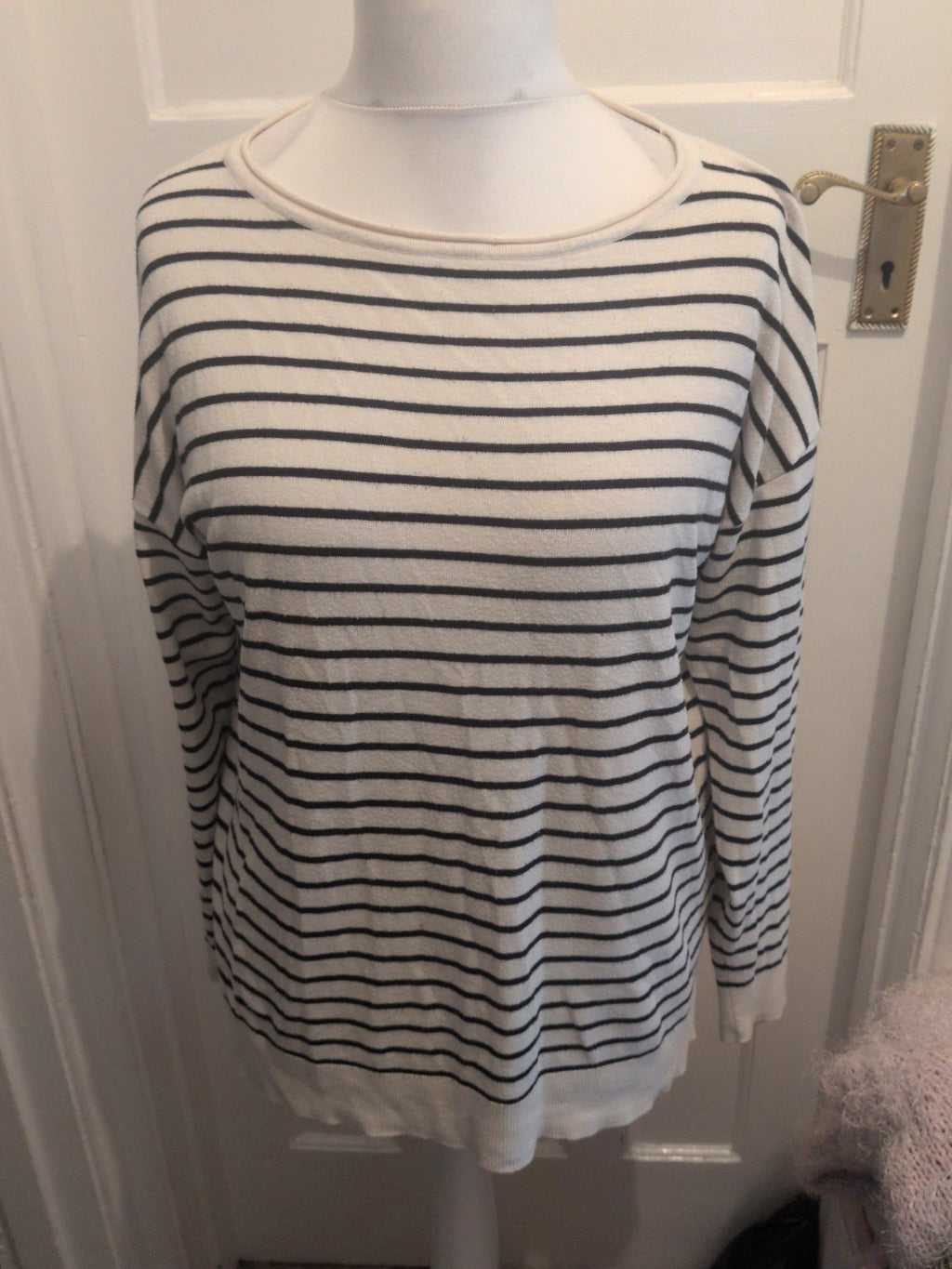 Primark 14/16 Ivory Black Striped Long Sleeve Jumper Pullover