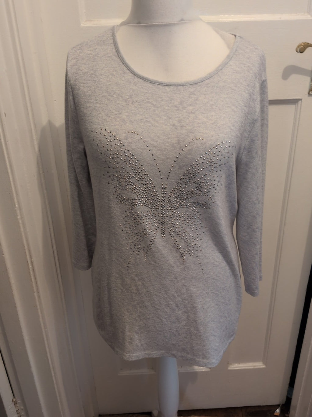 Ladies Love Tees Size 14 Grey Butterfly Long Sleeve Blouse