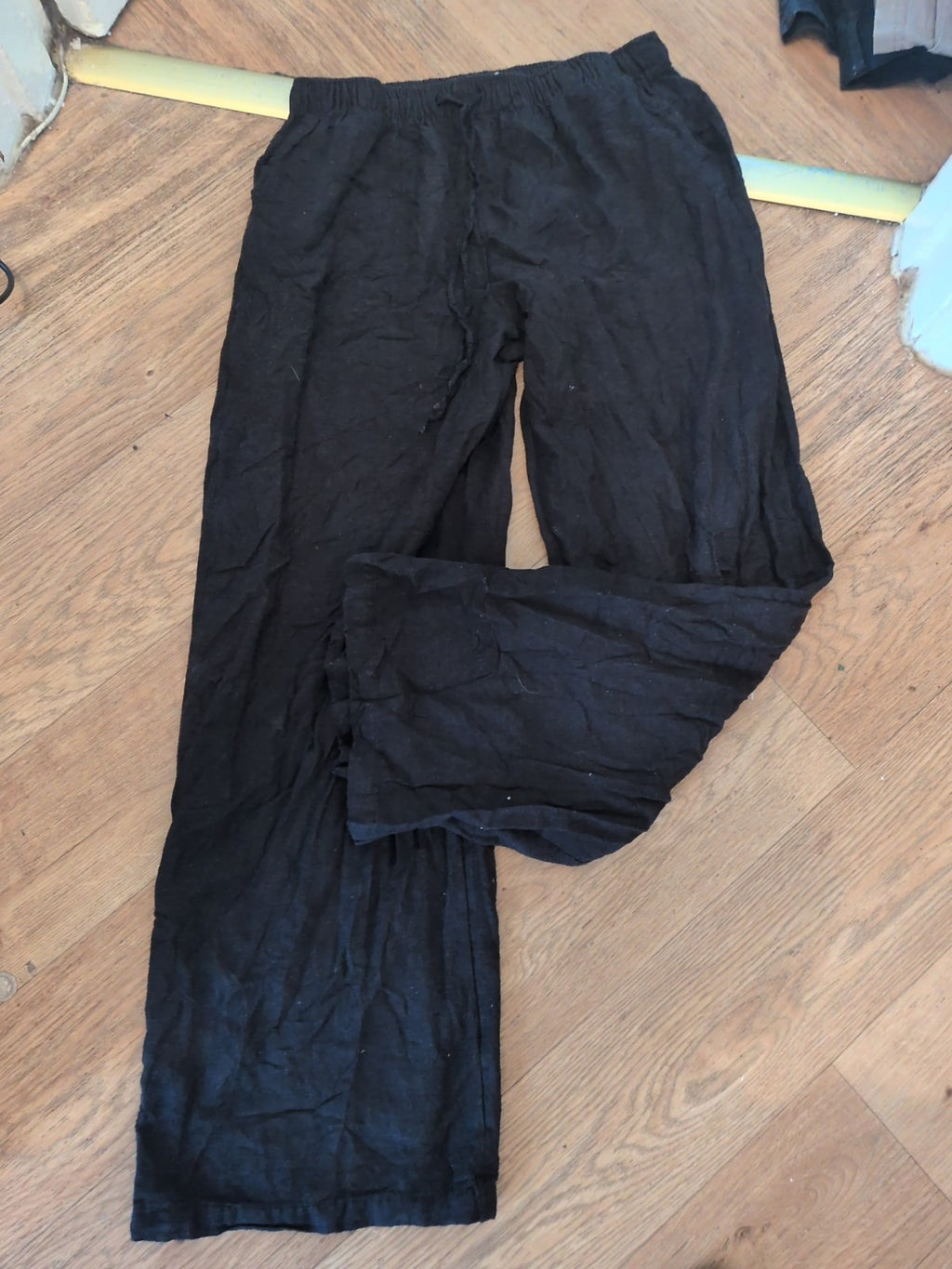 Str 12 Black Elasticated Trousers