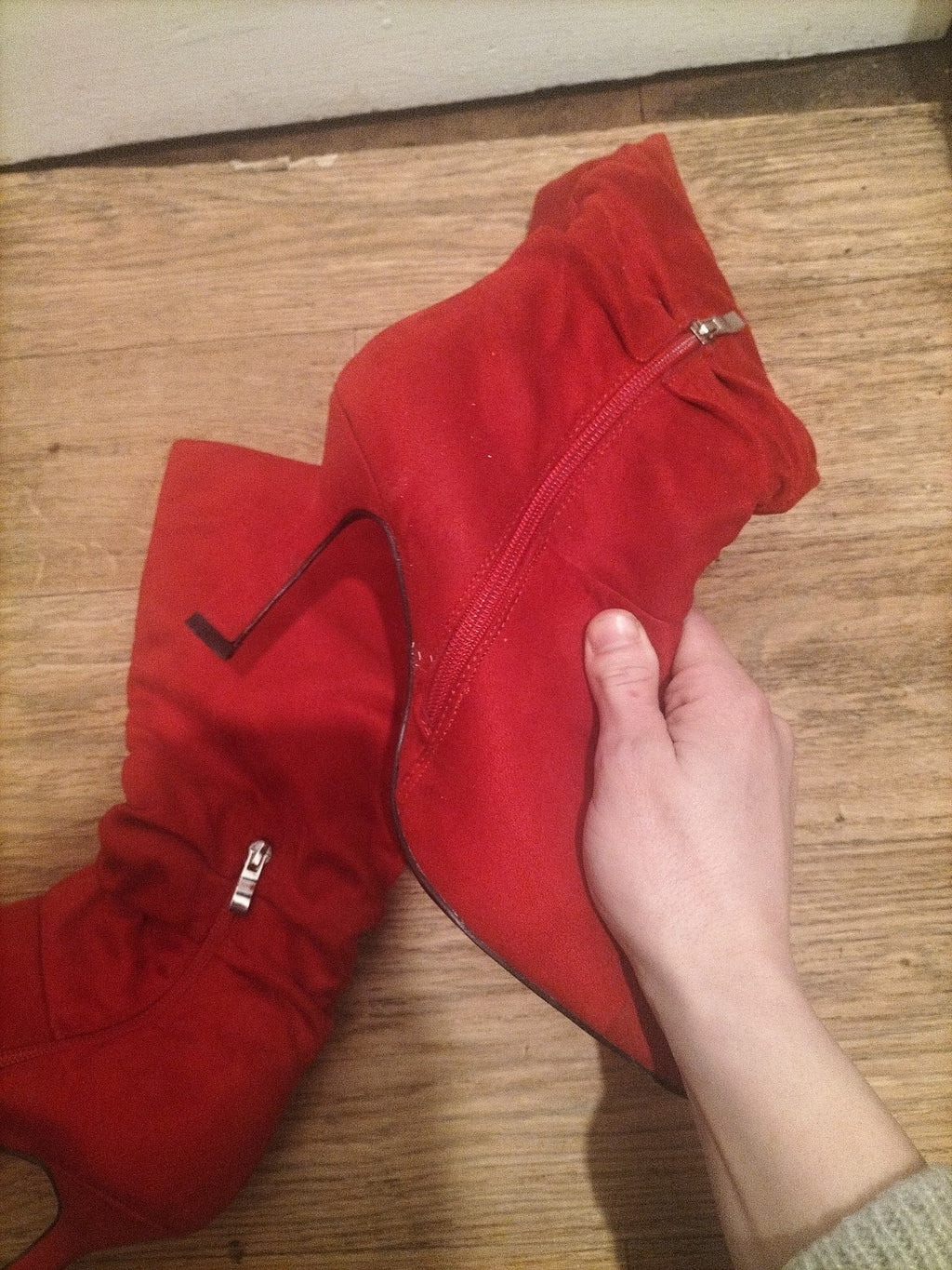 Ladies Uk Size 7 Red Heels Calf
