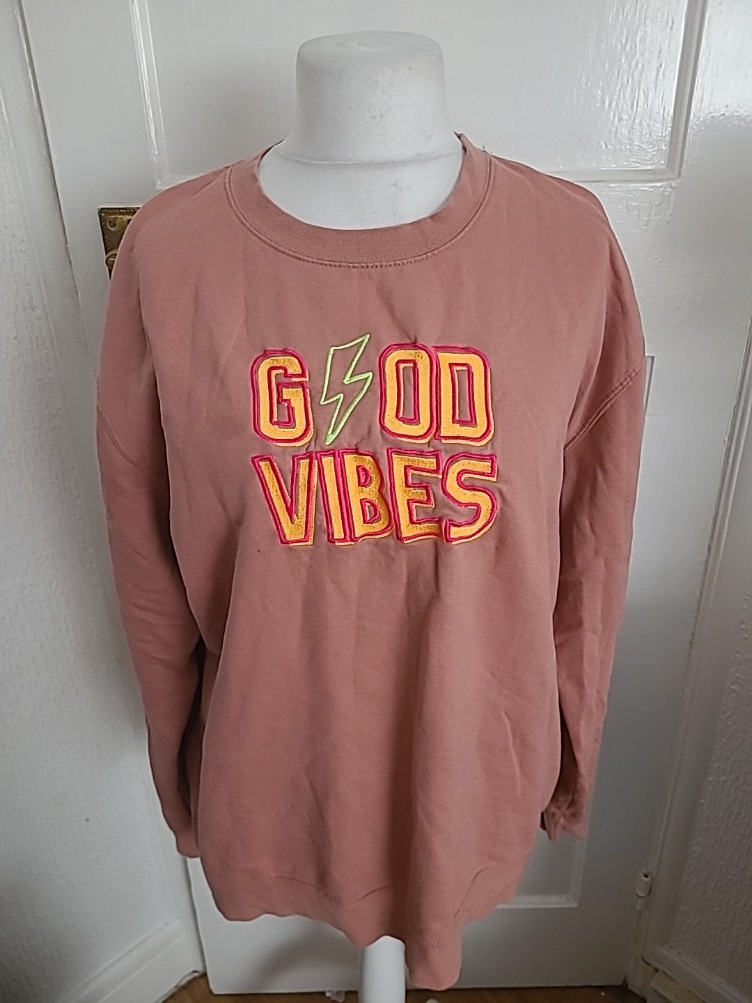 Mens Good Vibes Size 2XL Pinky Colour Long Sleeve Jumper