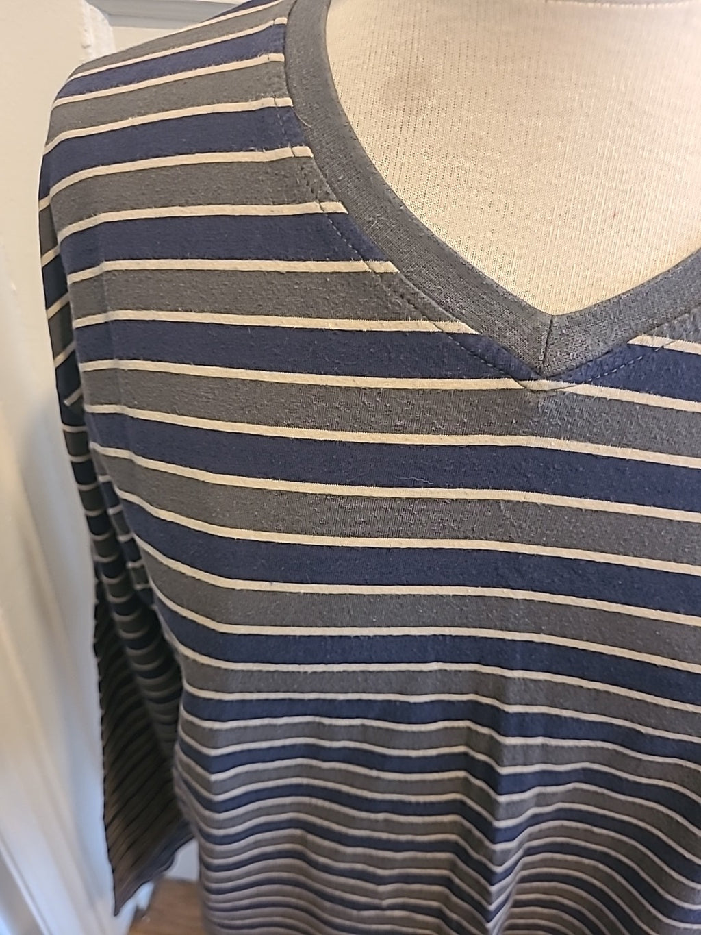 Mens Tout Size XL Multi Striped Long Sleeved Tshirt