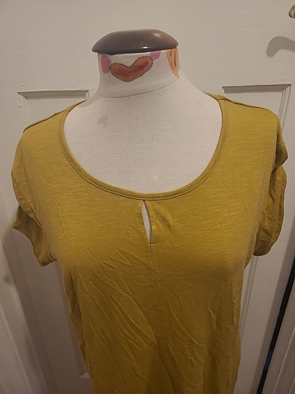 Ladies Viz.A.Viz Size Medium Light Khaki Short Sleeved Tshirt