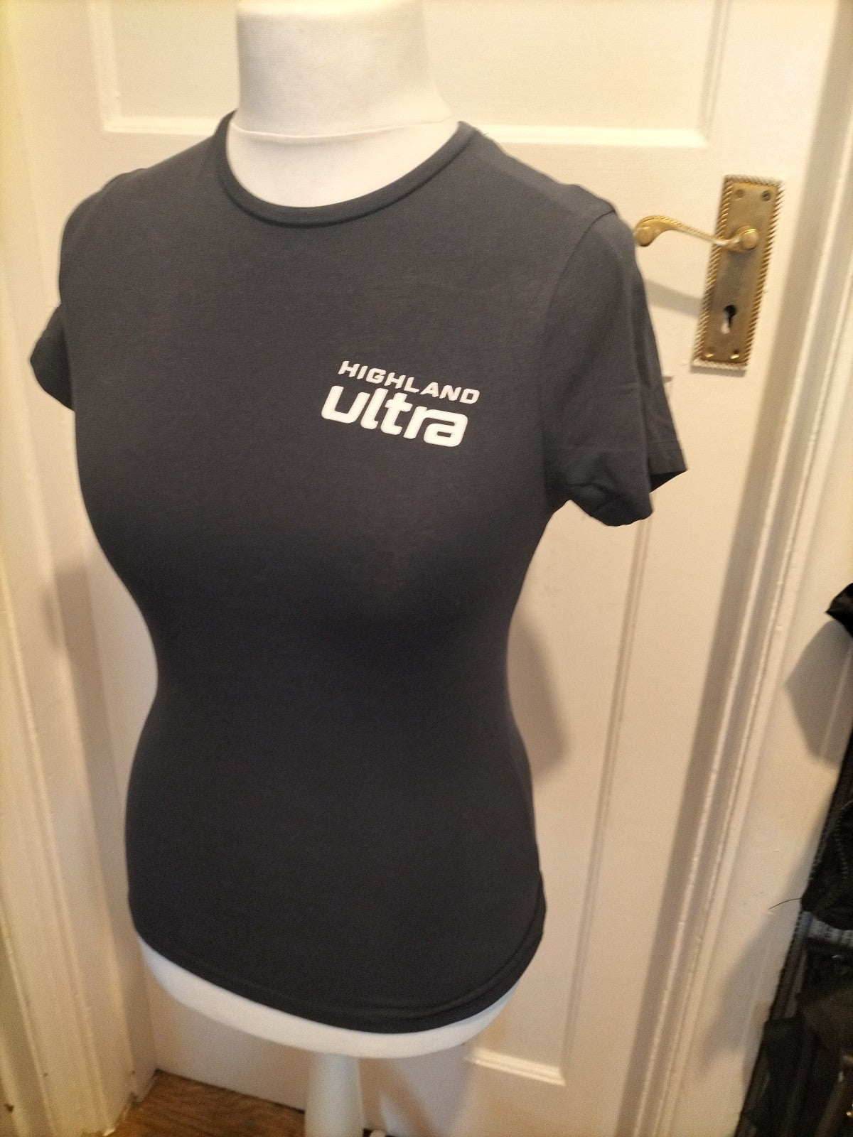 Ladies Size Small Mavy "Highland Ultra" Tshirt
