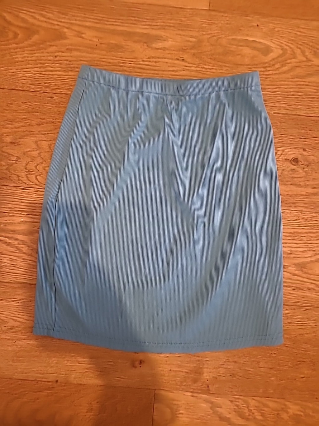 Ladies Shein Size Small Turquoise Short Skirt