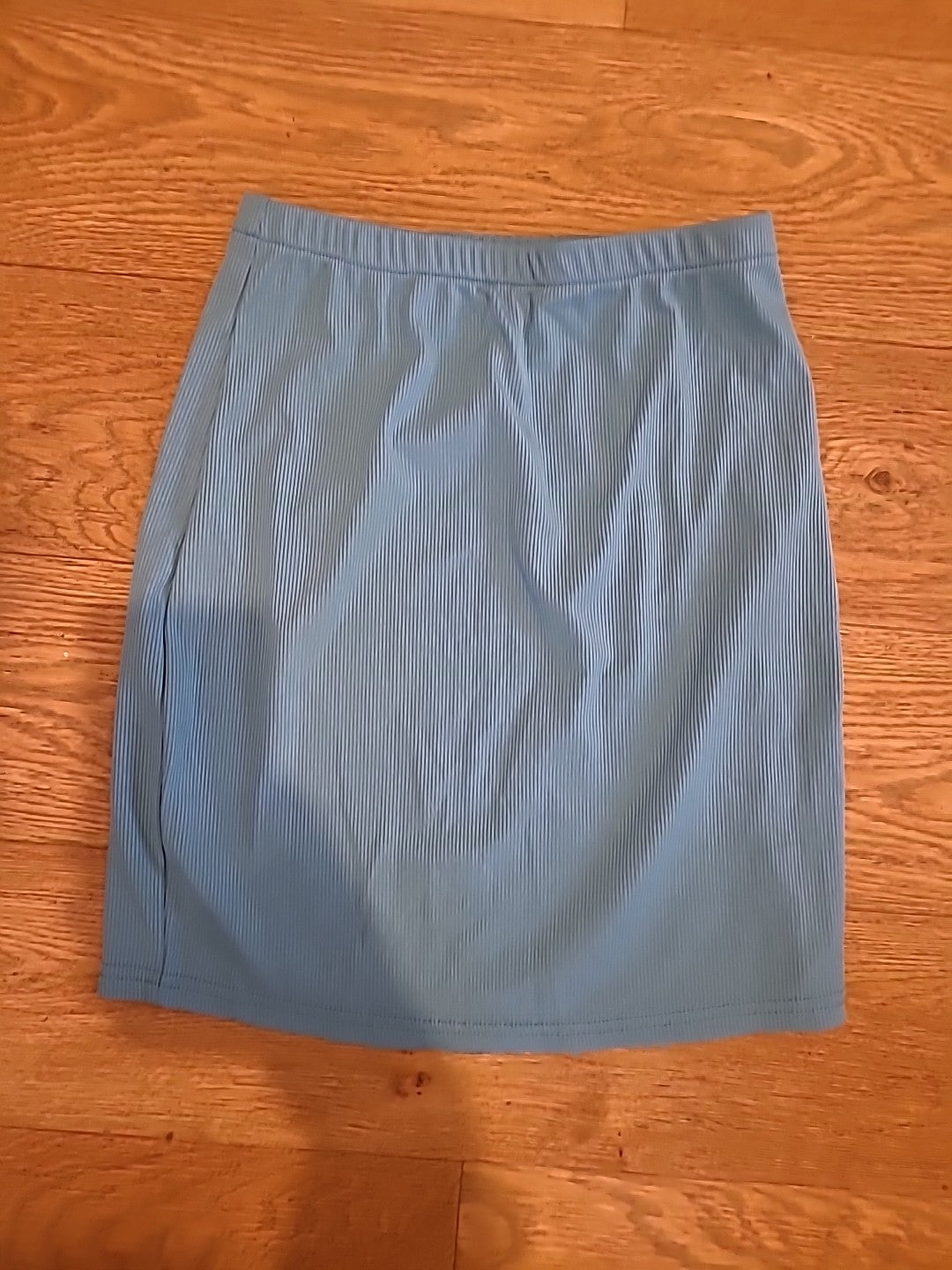 Ladies Shein Size Small Turquoise Short Skirt