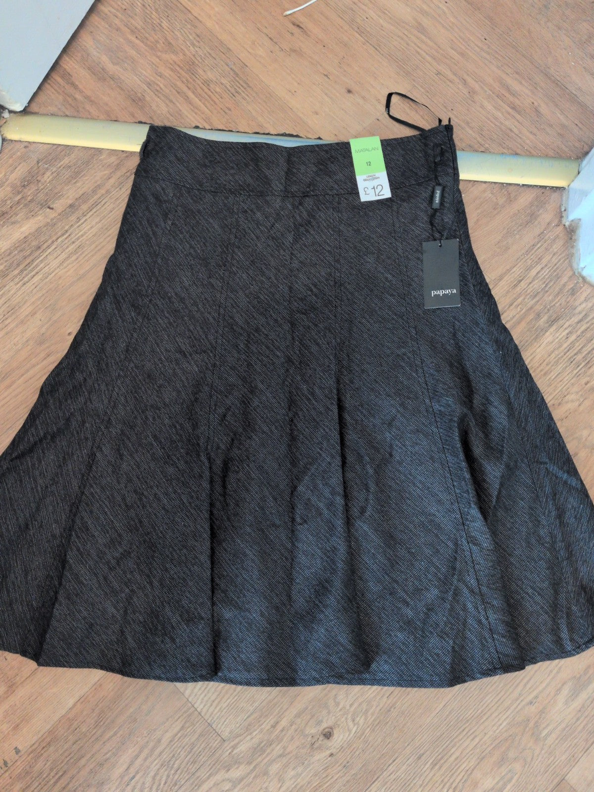 Brand New Papaya 12 Length 26" Charcoal Grey Fleck Flare Skirt