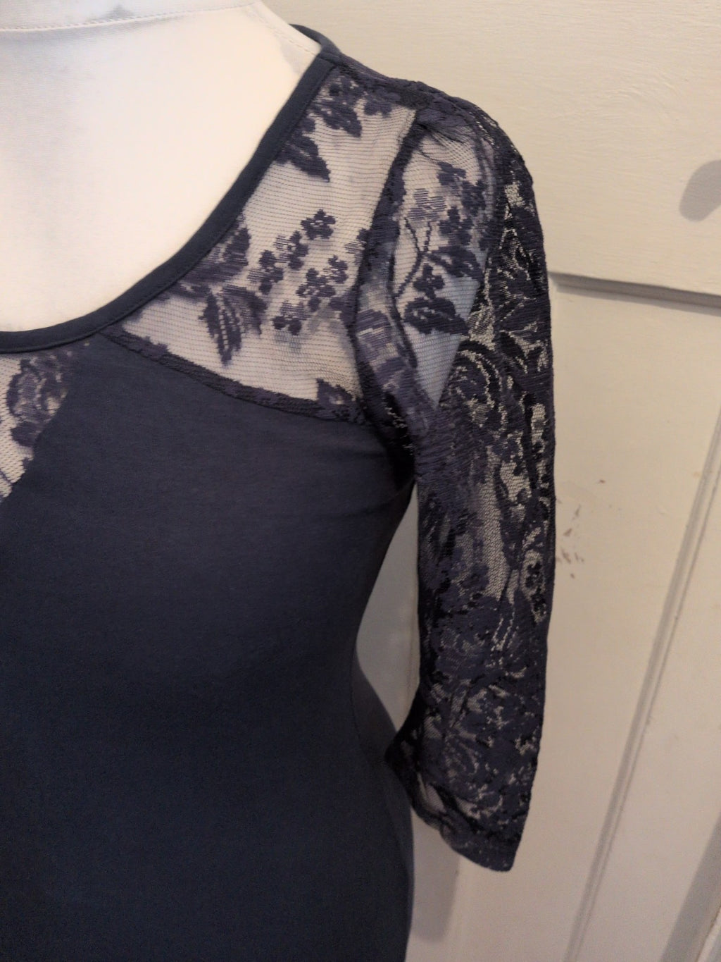 Ladies Vero Moda Small Navy With Lace Sleeve Short Dress