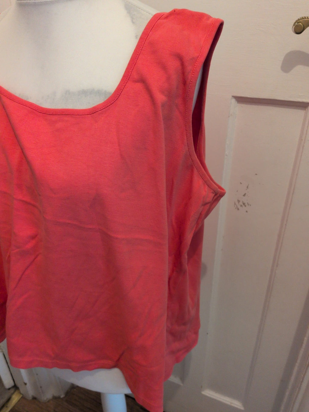 Rogers Rogers 28 Coral Sleeveless Tank Vest T-shirt