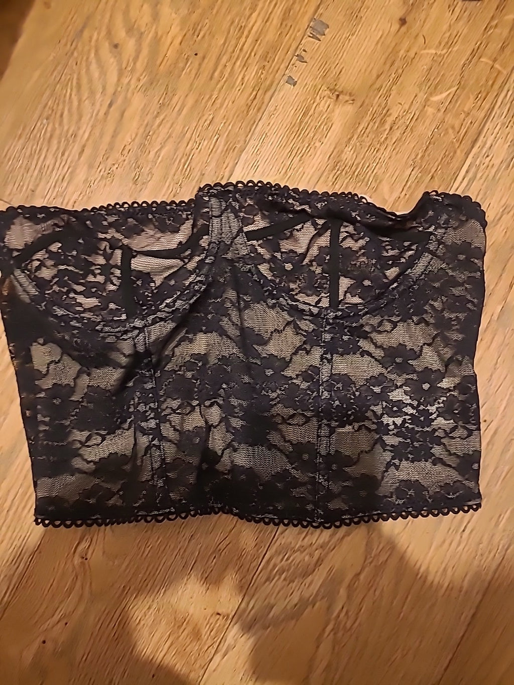 Ladies Shein Size Medium Black Lace Boned Bralette