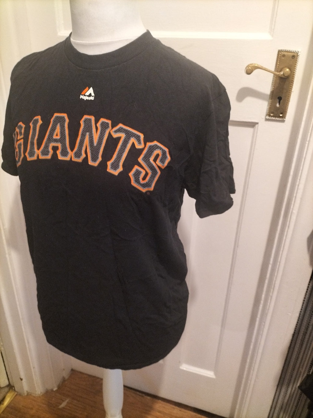 Mens Majestic Size Medium Black Printed Tshirt
